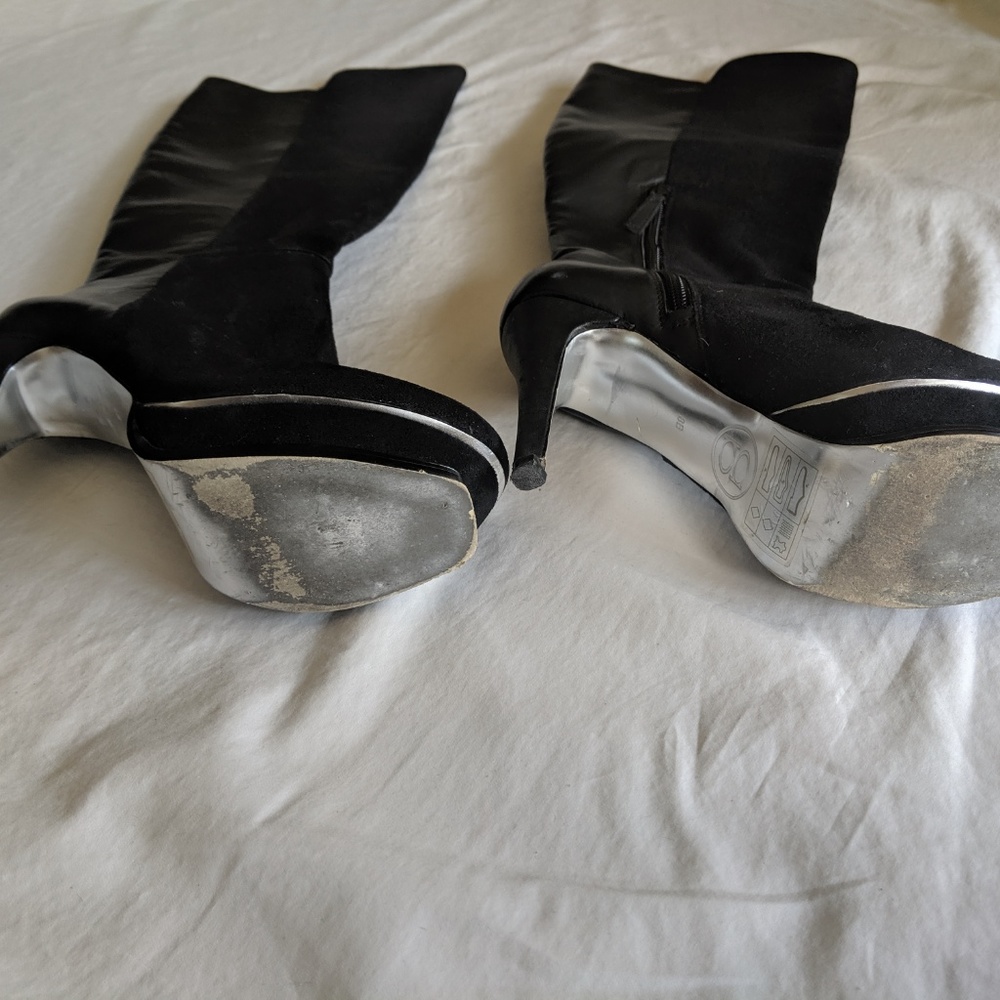 bebe Zandra Boot - Picture 4 of 7